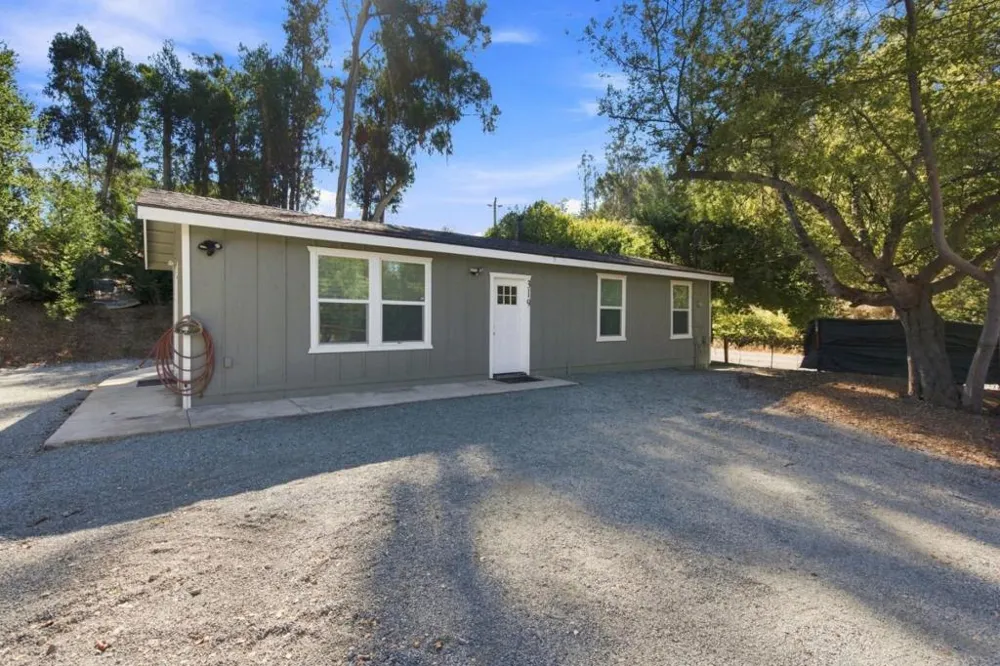 319 Echo Valley Road Prunedale, CA 93907