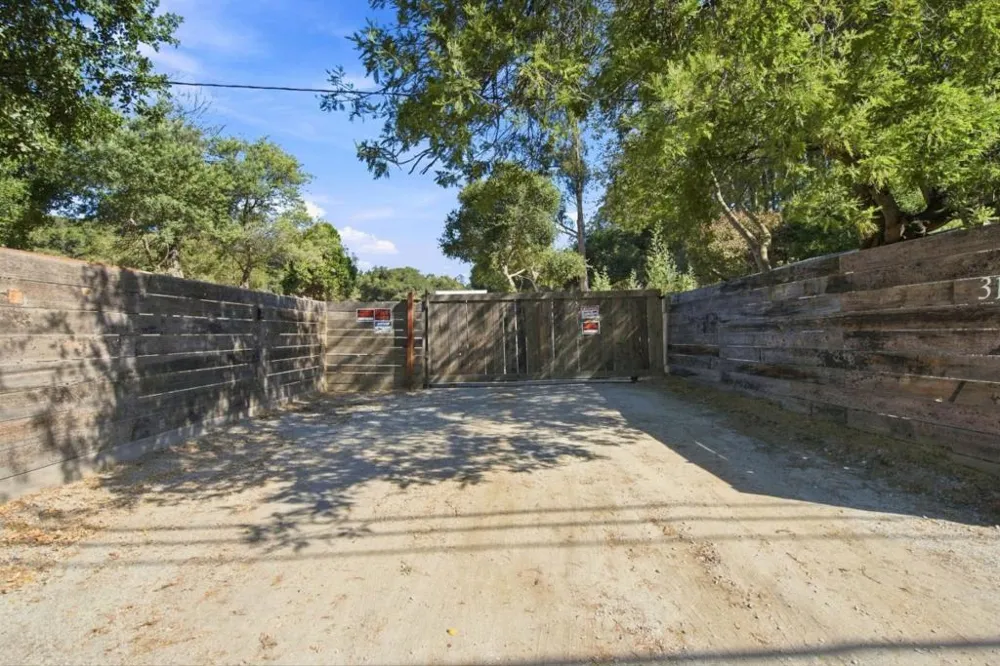 319 Echo Valley Road Prunedale, CA 93907