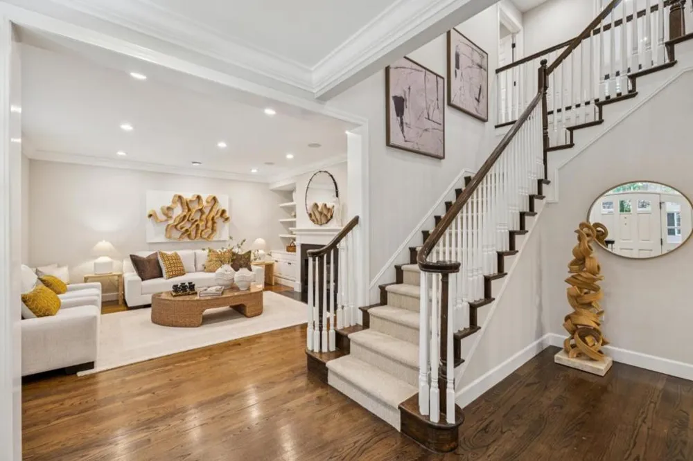 130 Gloria Circle Menlo Park, CA 94025
