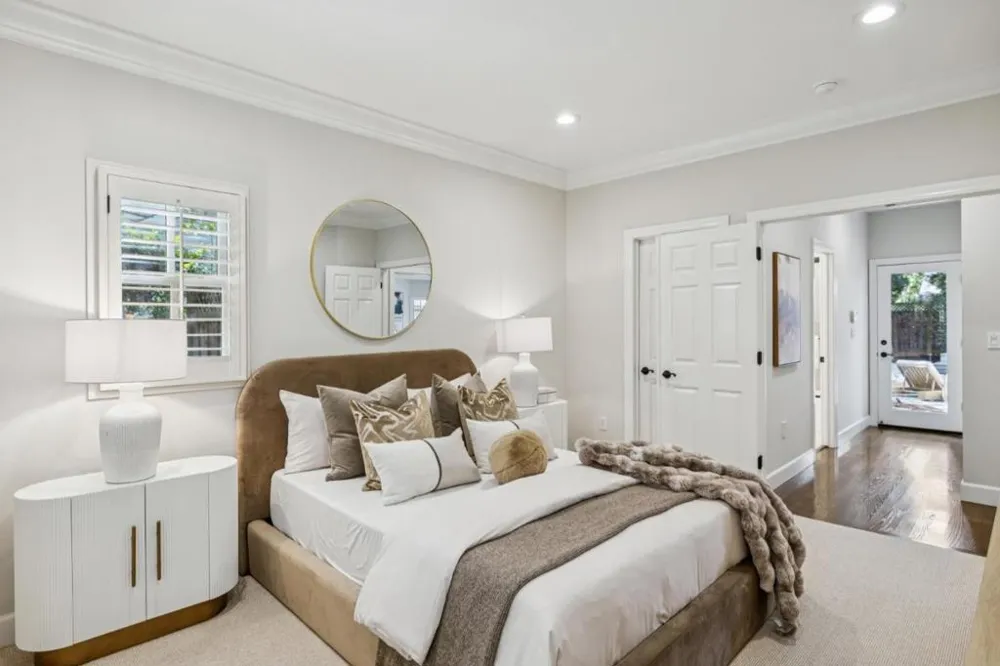 130 Gloria Circle Menlo Park, CA 94025