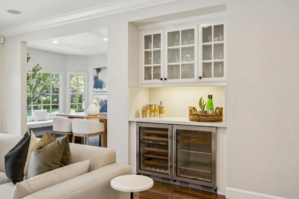 130 Gloria Circle Menlo Park, CA 94025