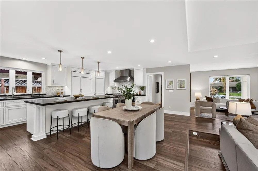 2705 Ramos Court Mountain View, CA 94040