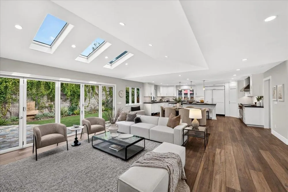 2705 Ramos Court Mountain View, CA 94040