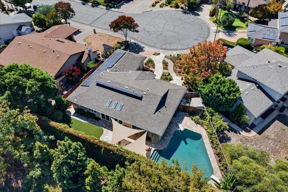2705 Ramos Court Mountain View, CA 94040