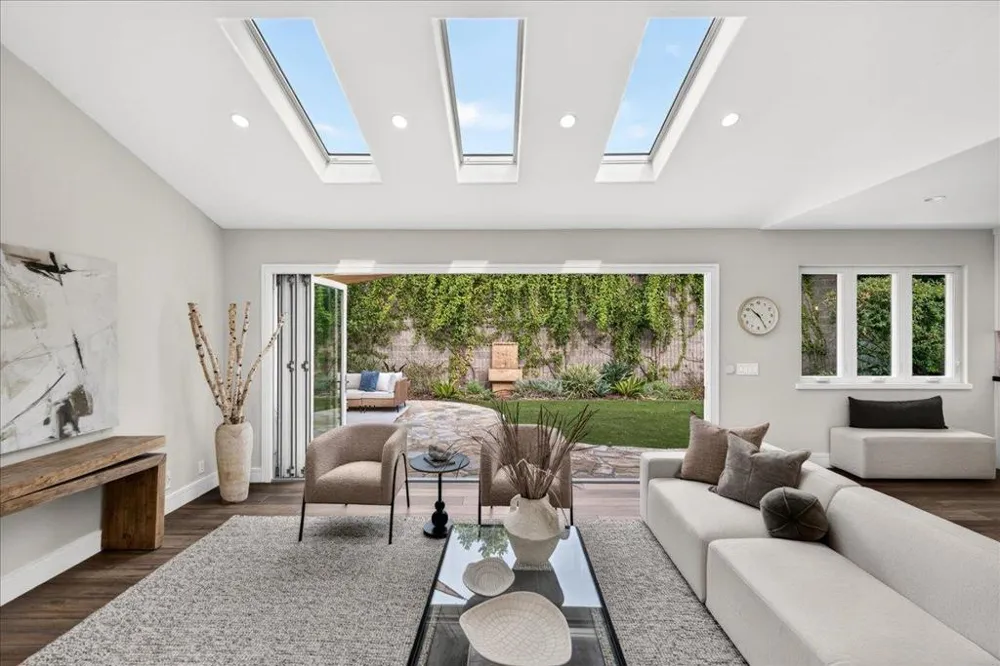 2705 Ramos Court Mountain View, CA 94040
