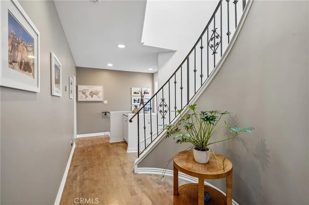 227 Culper Court Hermosa Beach, CA 90254