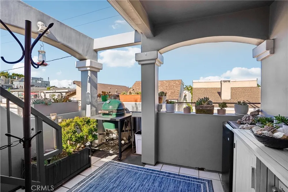 227 Culper Court Hermosa Beach, CA 90254
