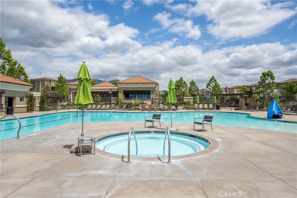 118 High Meadow Lake Forest, CA 92610