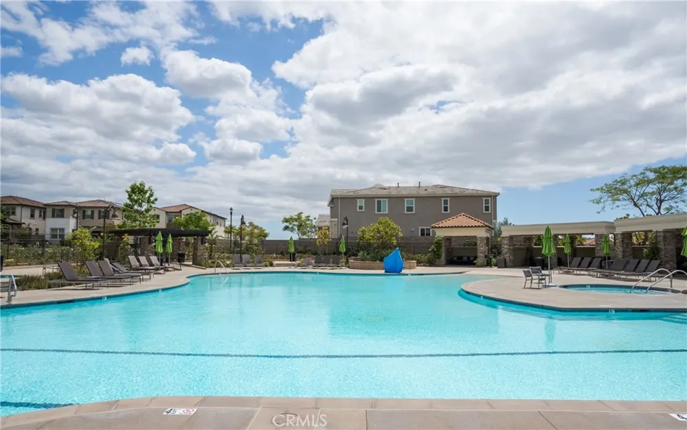 118 High Meadow Lake Forest, CA 92610