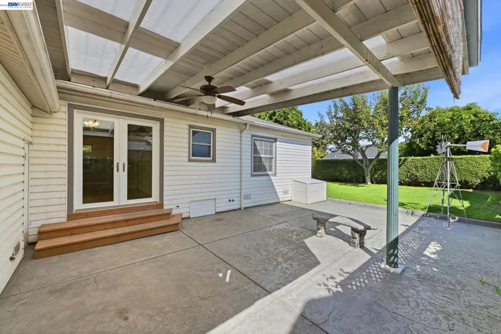 1231 Westwood St Hayward, CA 94544