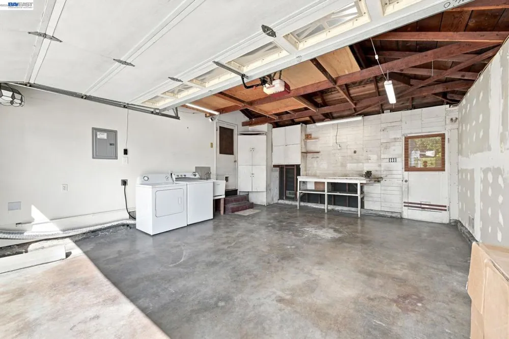 1231 Westwood St Hayward, CA 94544