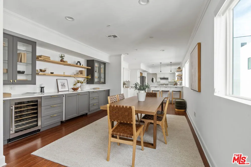 11801 Avon Way #5 Los Angeles, CA 90066