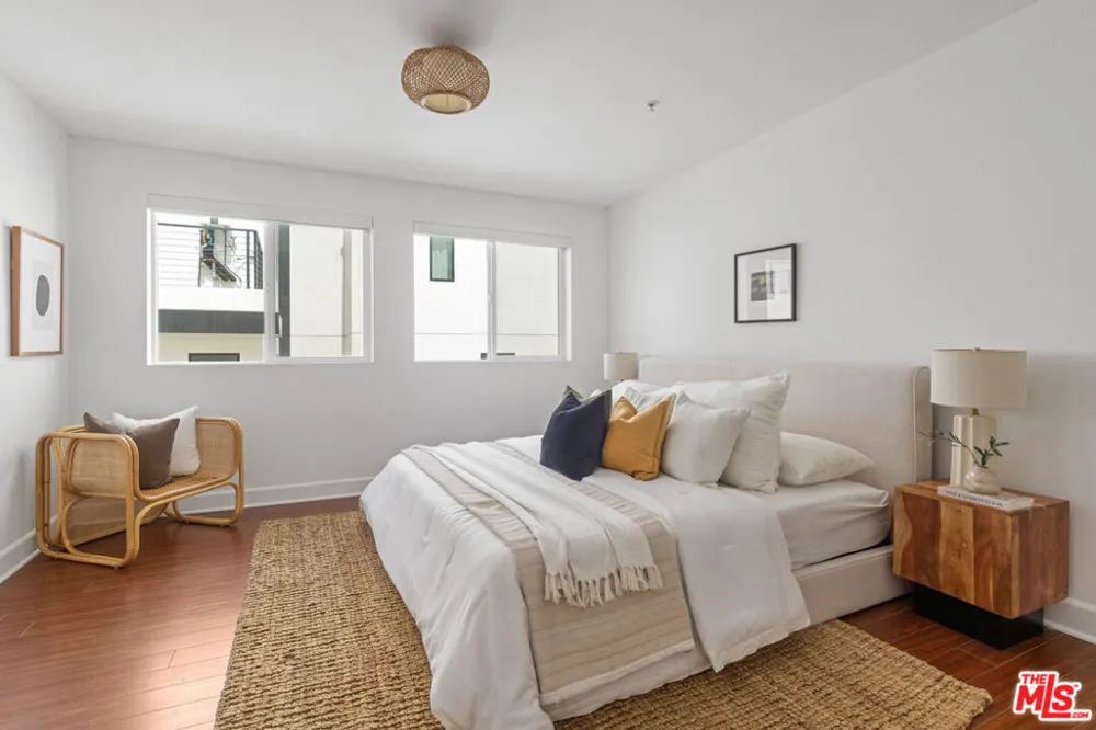 11801 Avon Way #5 Los Angeles, CA 90066