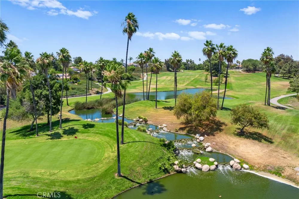 30981 Mashie Way Temecula, CA 92591