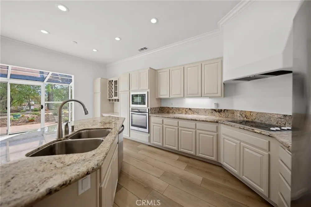 30981 Mashie Way Temecula, CA 92591