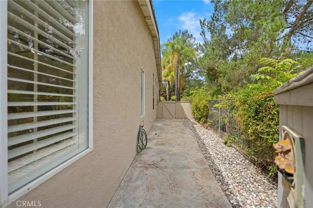 30981 Mashie Way Temecula, CA 92591