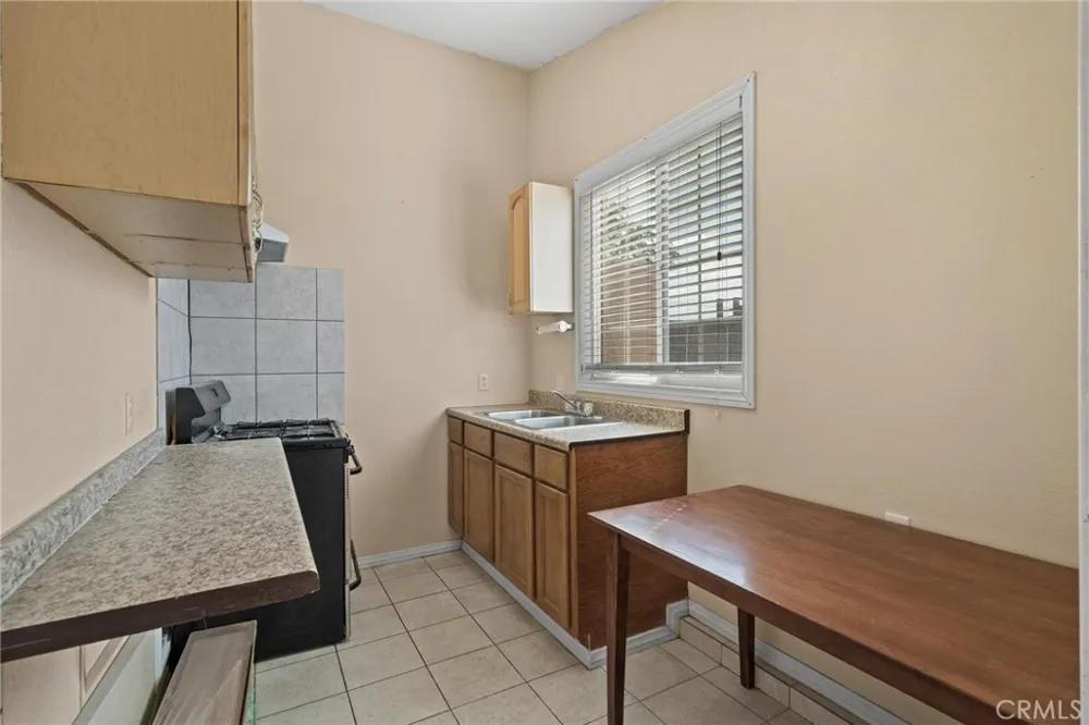 14804 Orange Hesperia, CA 92345