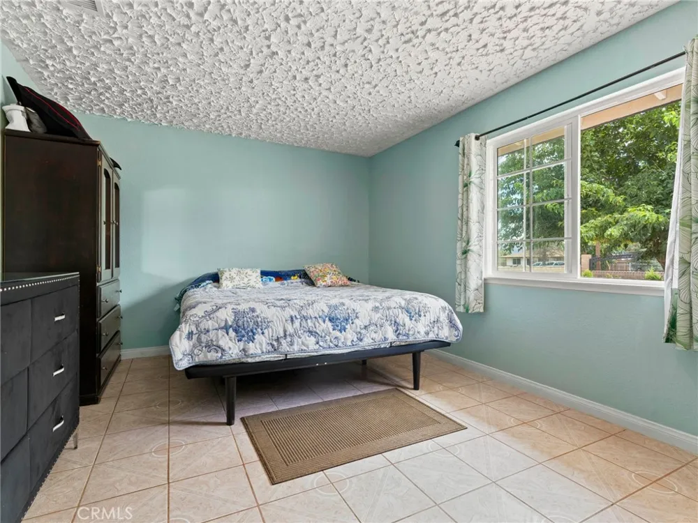 14804 Orange Hesperia, CA 92345