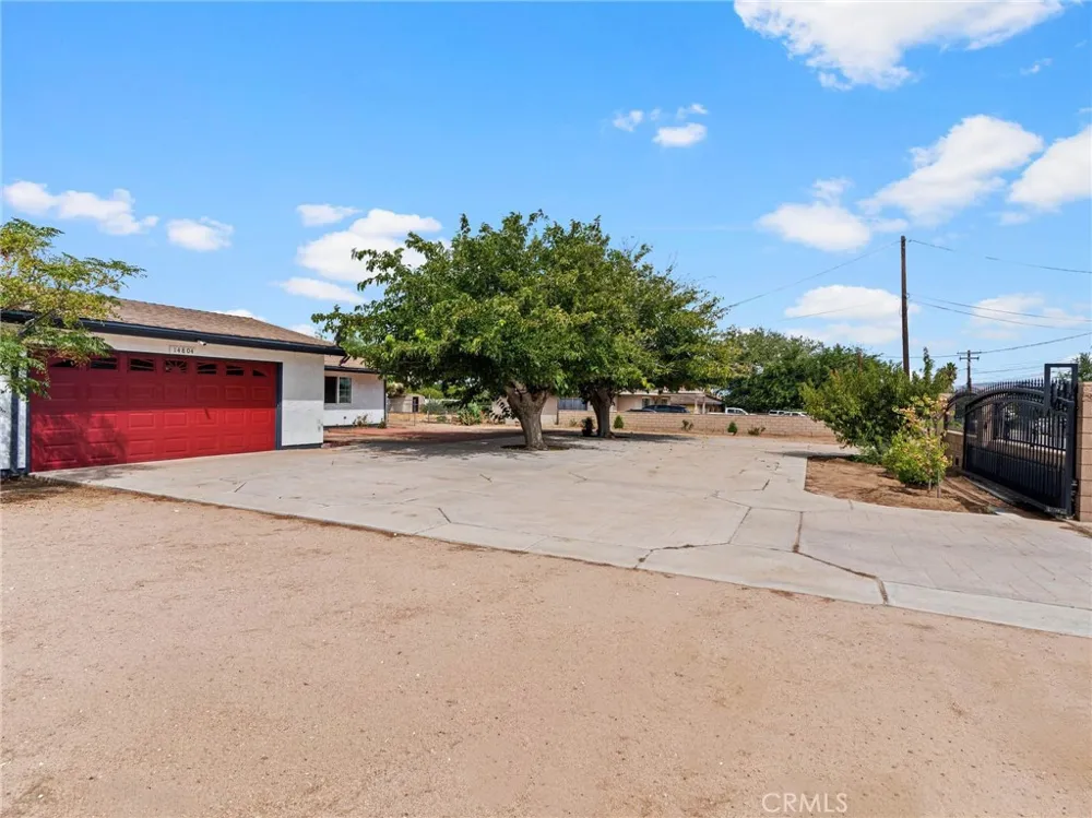14804 Orange Hesperia, CA 92345