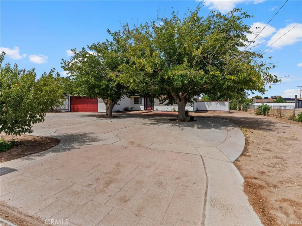 14804 Orange Hesperia, CA 92345