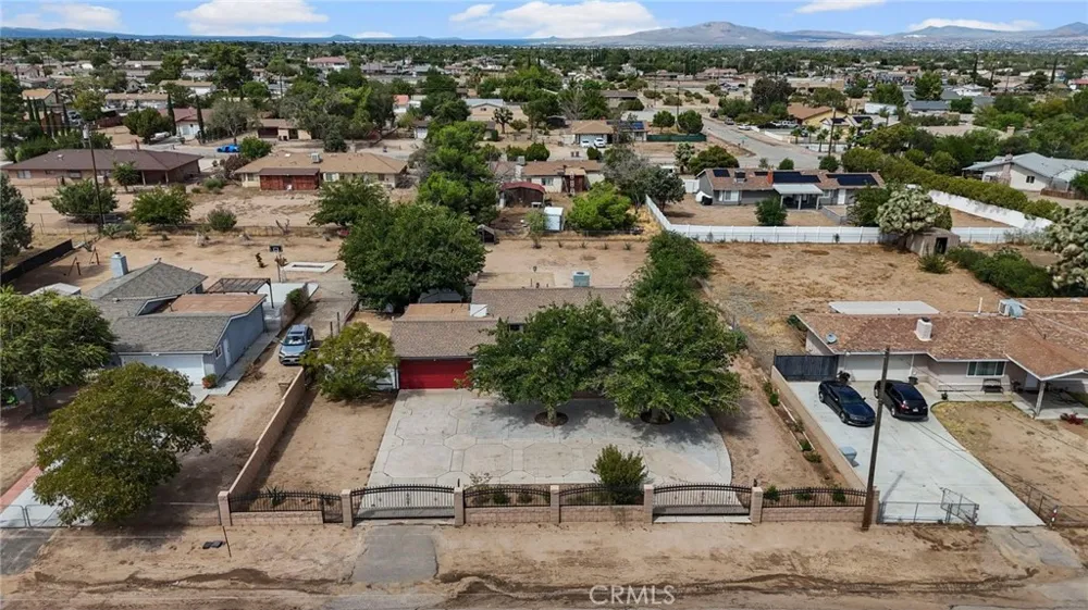 14804 Orange Hesperia, CA 92345