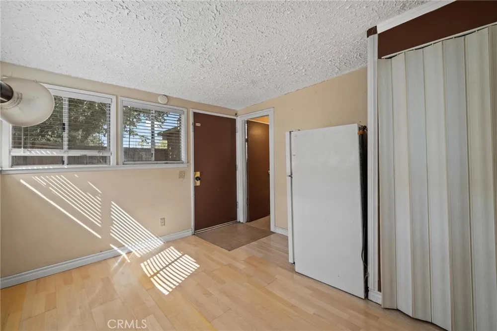 14804 Orange Hesperia, CA 92345