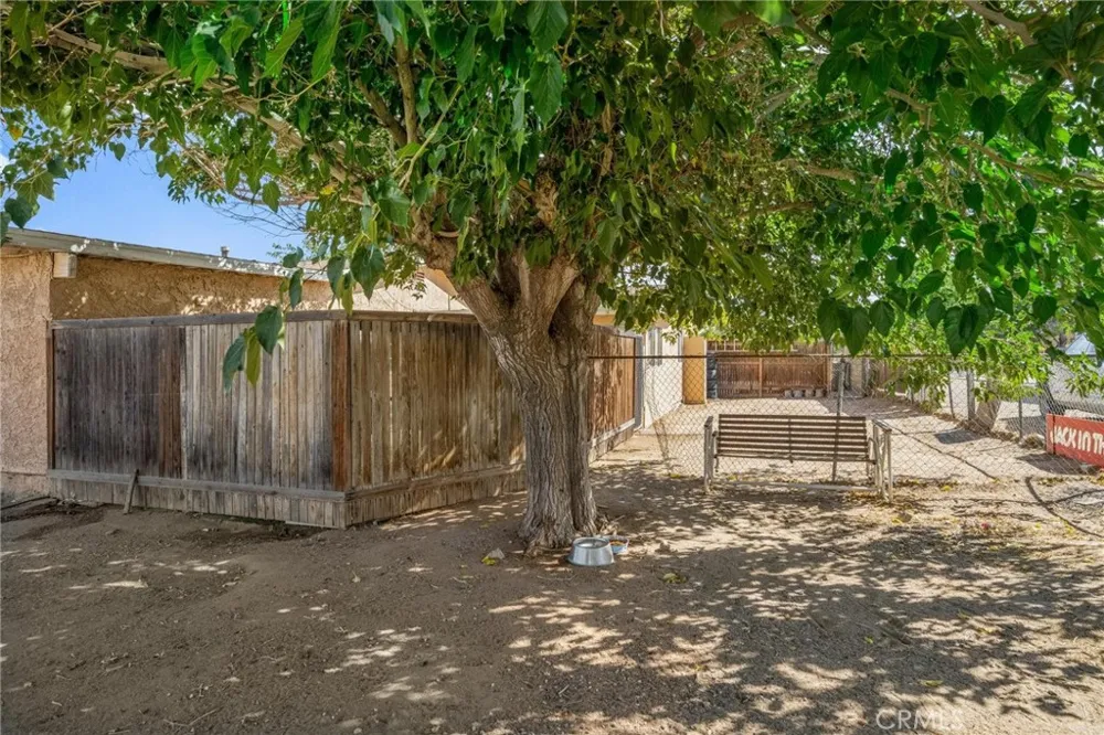 14804 Orange Hesperia, CA 92345