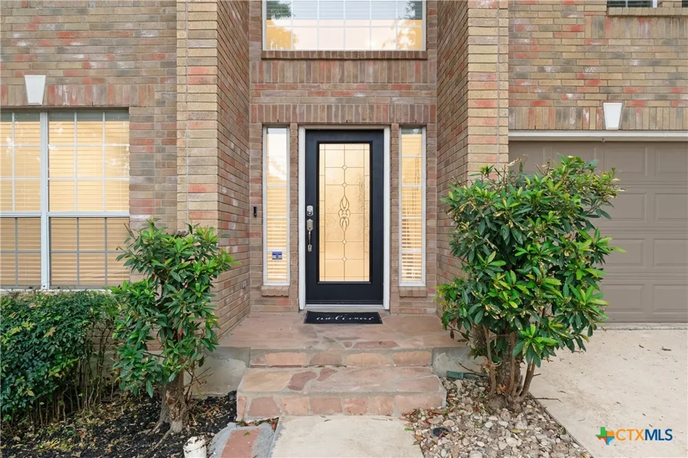 17 Nikita Drive San Antonio, TX 78248