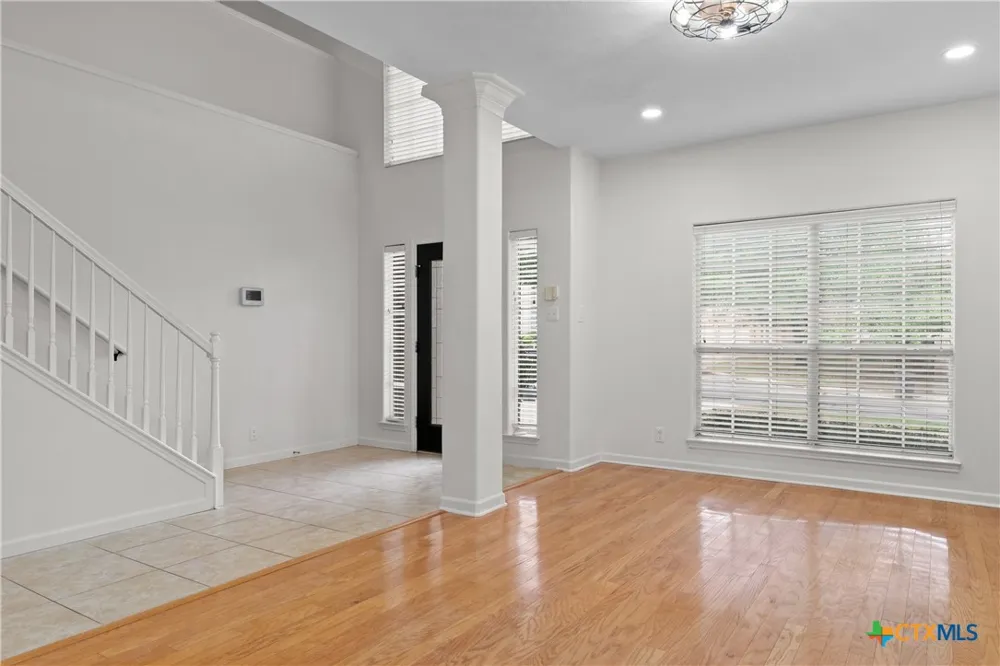17 Nikita Drive San Antonio, TX 78248