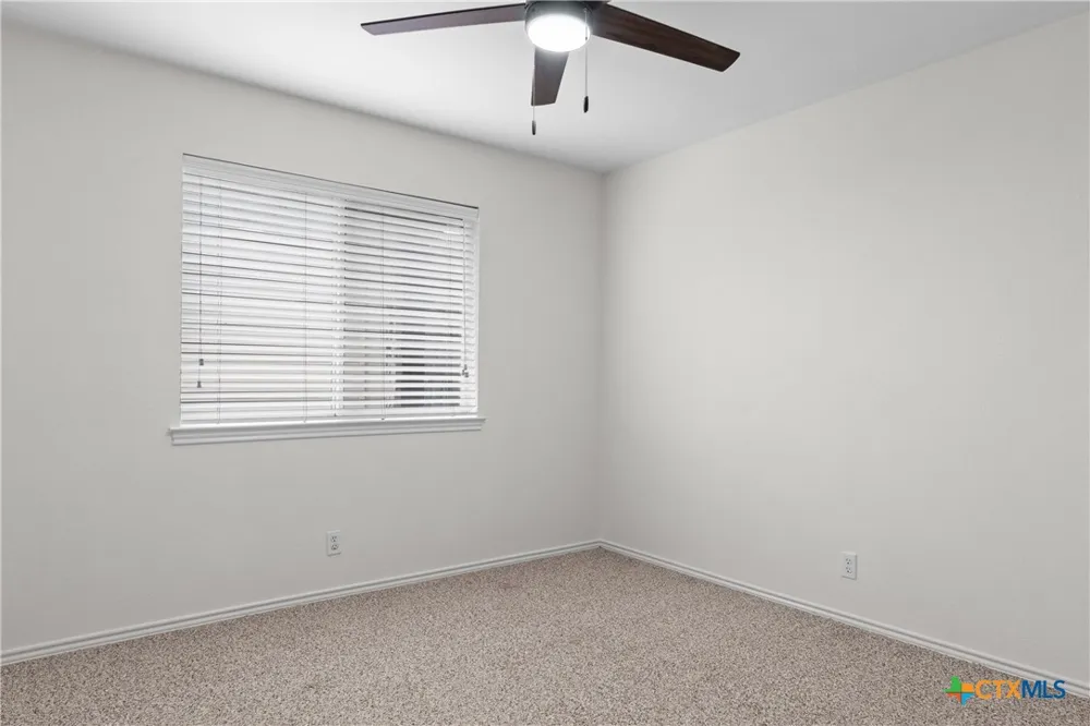 17 Nikita Drive San Antonio, TX 78248