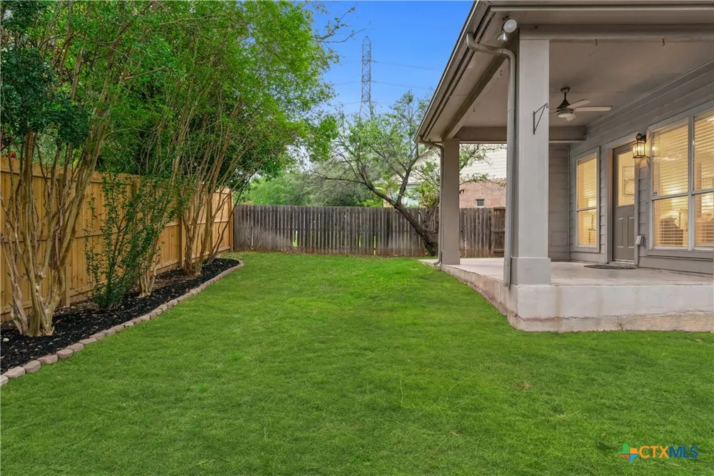 17 Nikita Drive San Antonio, TX 78248