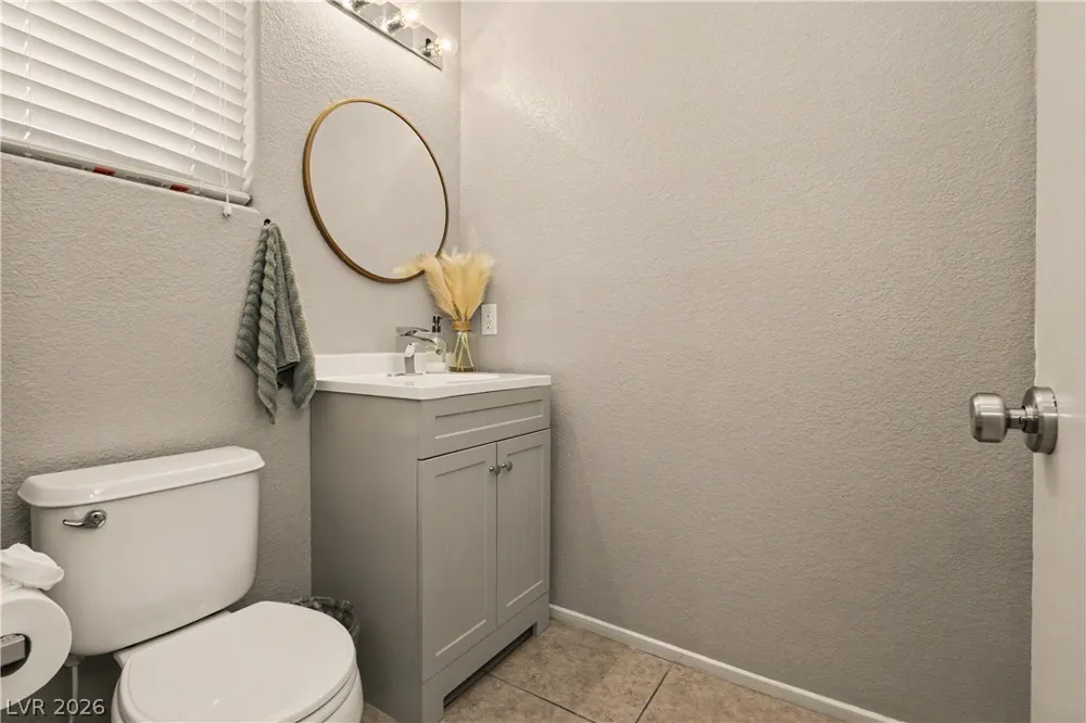 6348 Tim English Street North Las Vegas, NV 89031