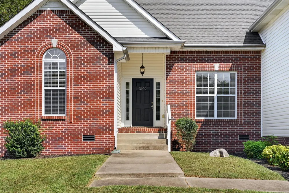 3109 Holly Point Clarksville, TN 37043