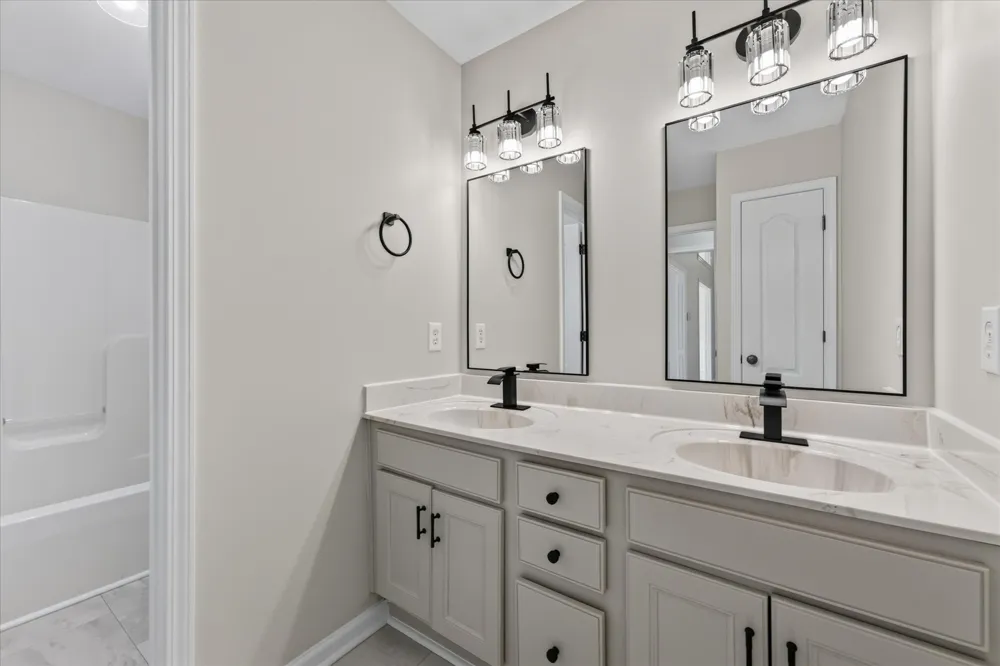 3109 Holly Point Clarksville, TN 37043