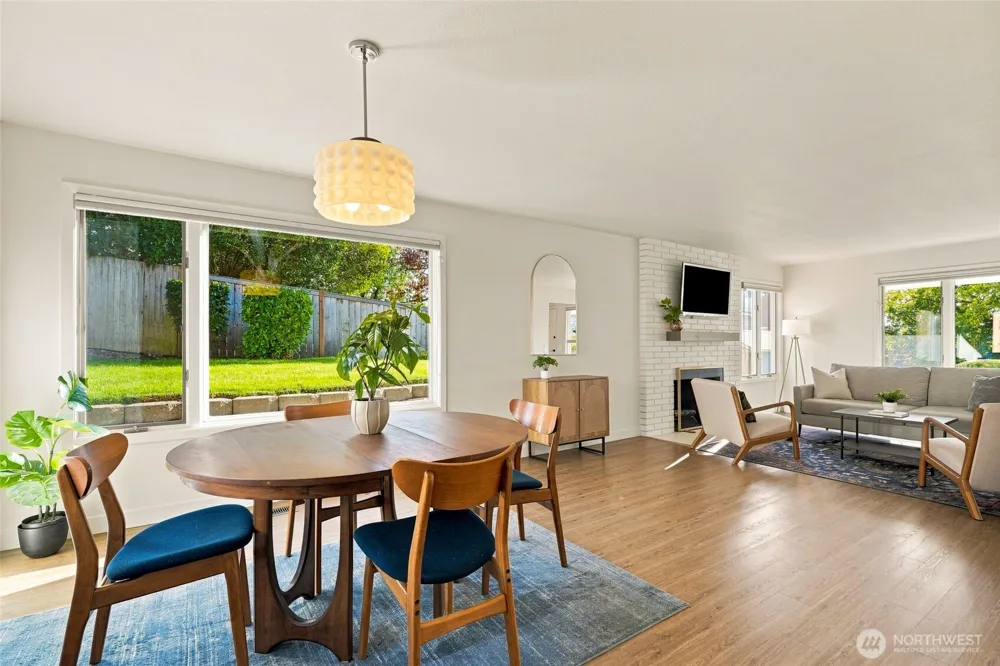 502 3rd Avenue Edmonds, WA 98020