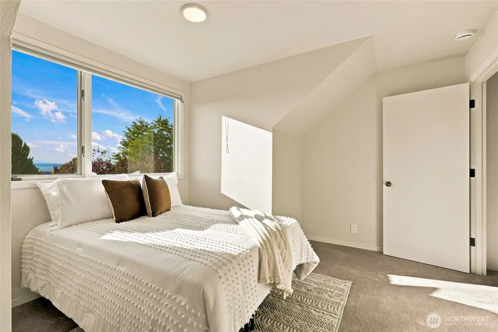 502 3rd Avenue Edmonds, WA 98020