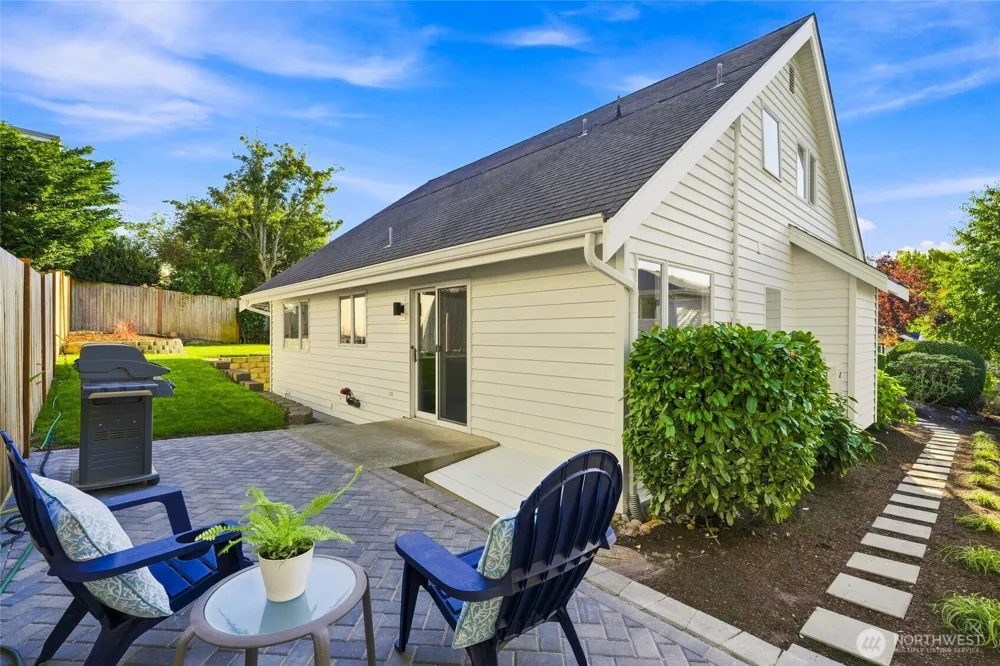 502 3rd Avenue Edmonds, WA 98020