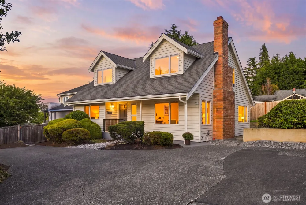 502 3rd Avenue Edmonds, WA 98020