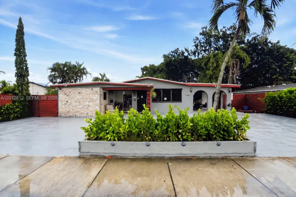 2616 NE 6th Ave Wilton Manors, FL 33334