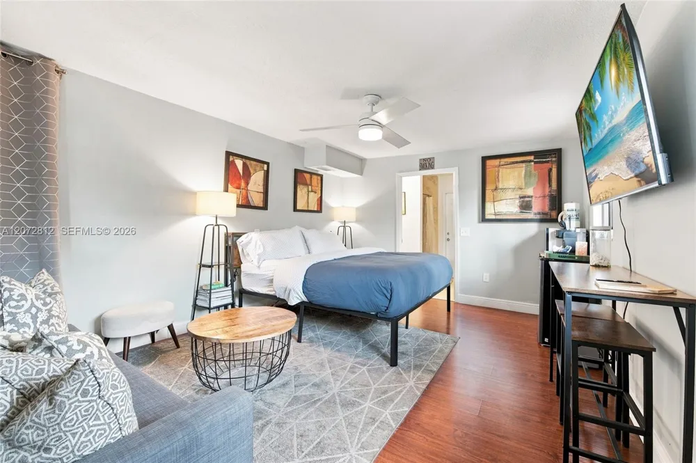 2616 NE 6th Ave Wilton Manors, FL 33334