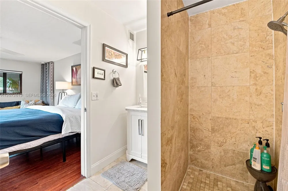 2616 NE 6th Ave Wilton Manors, FL 33334