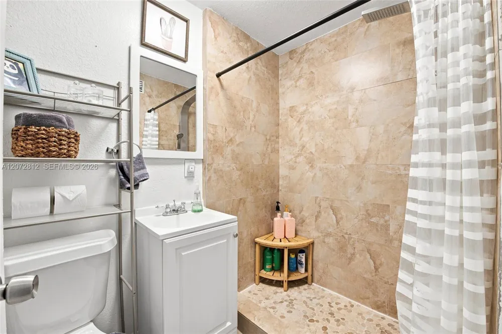 2616 NE 6th Ave Wilton Manors, FL 33334