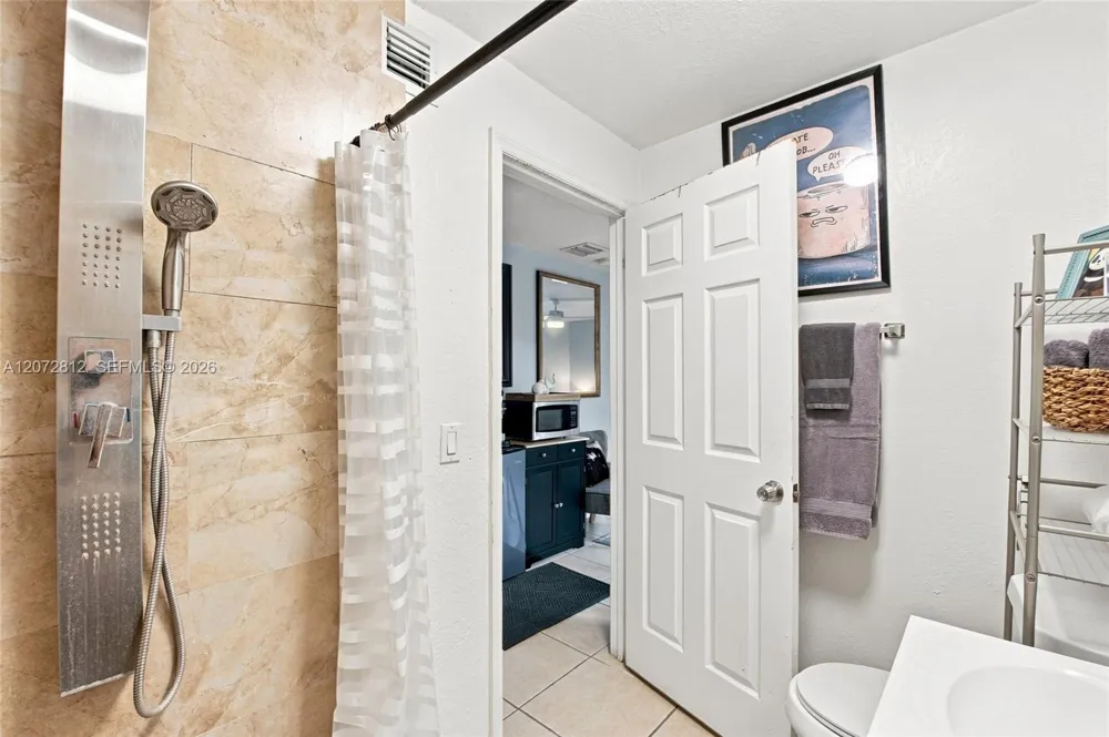 2616 NE 6th Ave Wilton Manors, FL 33334