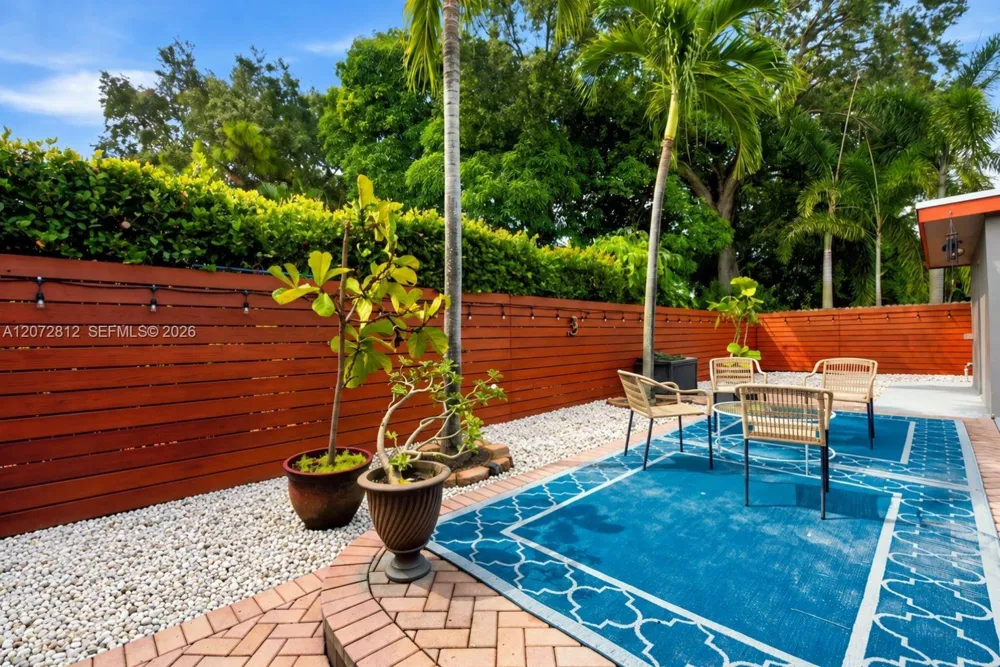 2616 NE 6th Ave Wilton Manors, FL 33334
