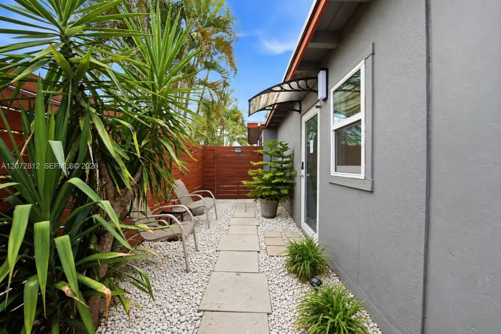 2616 NE 6th Ave Wilton Manors, FL 33334