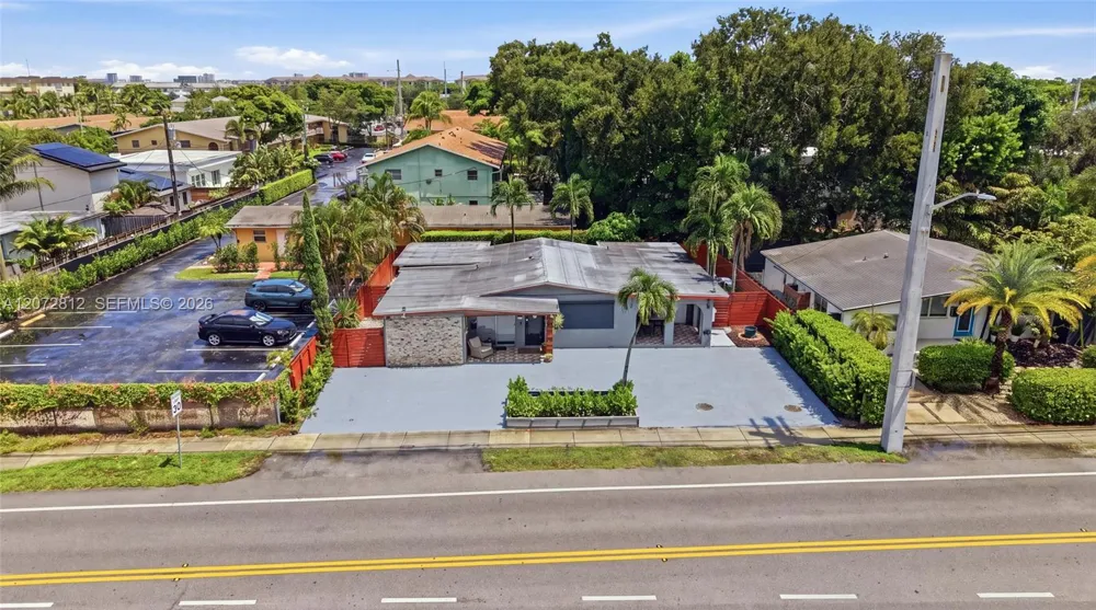 2616 NE 6th Ave Wilton Manors, FL 33334