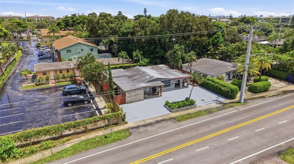2616 NE 6th Ave Wilton Manors, FL 33334