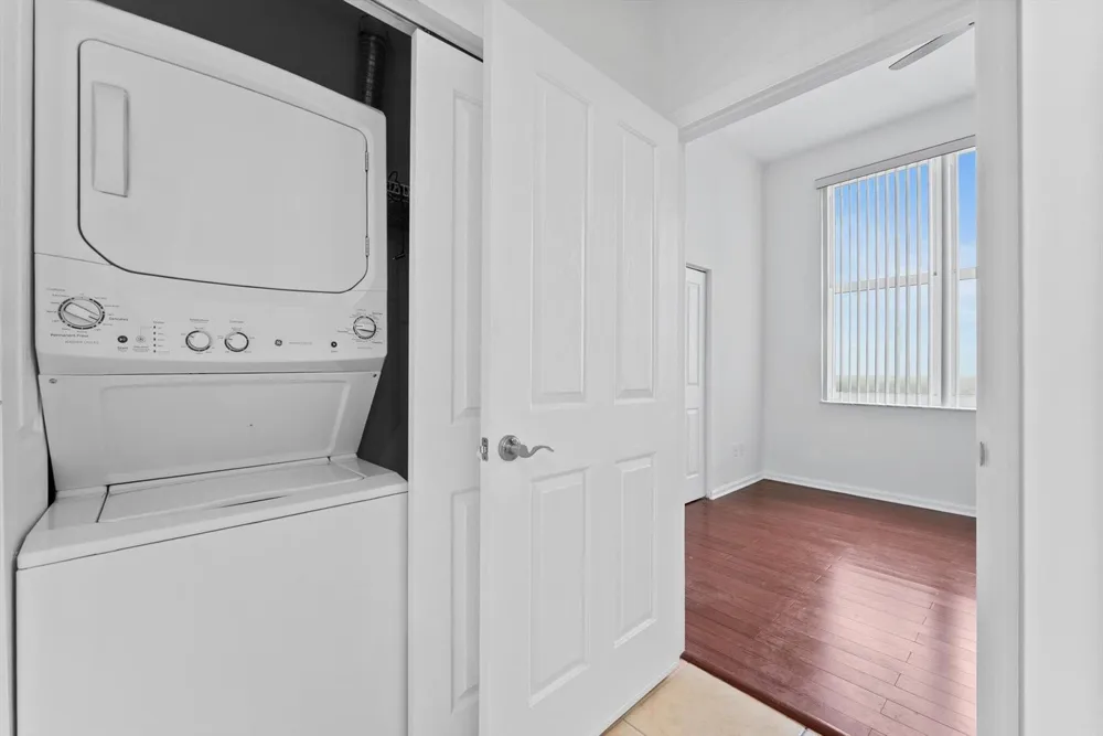 511 SE 5th Avenue #1907 Fort Lauderdale, FL 33301