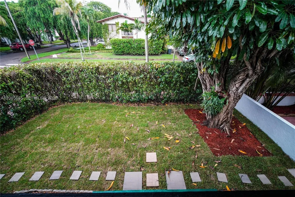 1114 Columbus Blvd Coral Gables, FL 33134