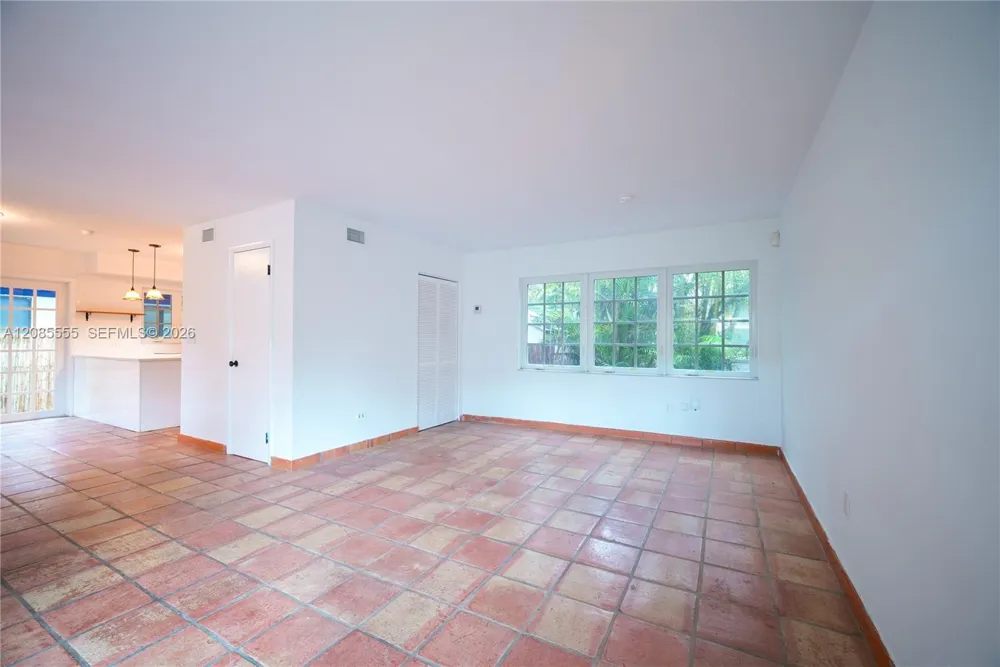1114 Columbus Blvd Coral Gables, FL 33134